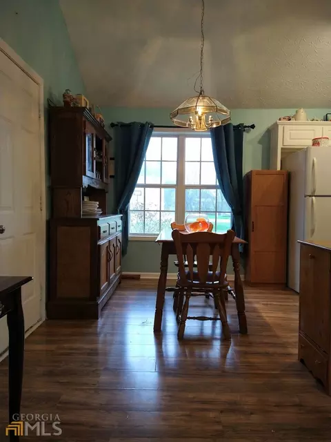 142 Single Tree Dr SE, Calhoun, GA 30701 photo 3