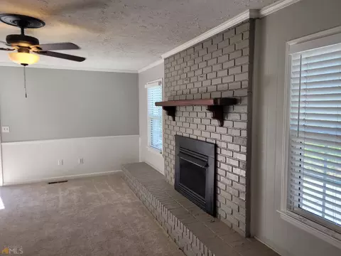 265 E Johnson St, Temple, GA 30179 photo 4