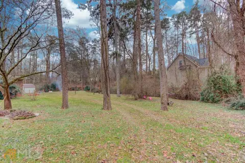 199 Hillcrest Dr, Commerce, GA 30529 photo 3