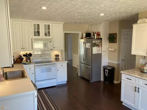 527 Carriage Dr, Bethlehem, GA 30620 photo 10