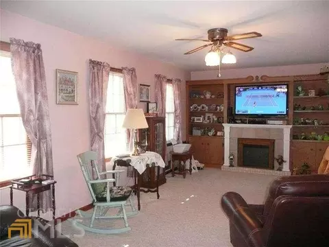 6560 Randall Mark Dr, Morrow, GA 30260 photo 9