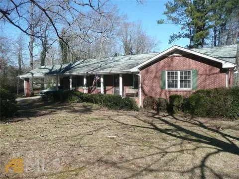 6560 Randall Mark Dr, Morrow, GA 30260 photo 1