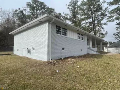 8154 Maple Dr SW, Covington, GA 30014 photo 1