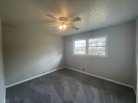 8154 Maple Dr SW, Covington, GA 30014 photo 9
