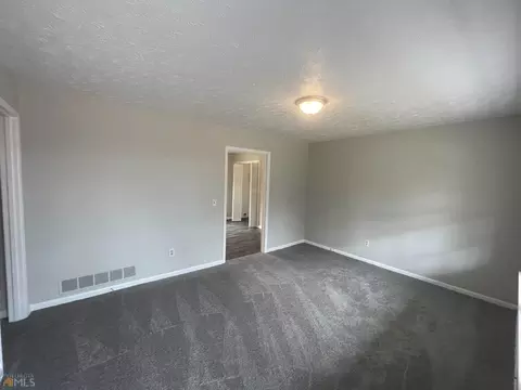 8154 Maple Dr SW, Covington, GA 30014 photo 3