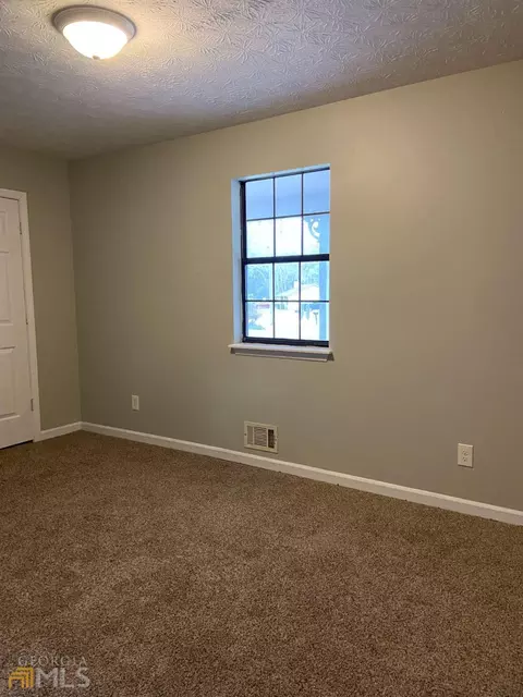 70 Oak Crest Ct, Covington, GA 30016 photo 17