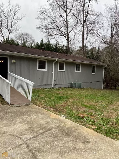 70 Oak Crest Ct, Covington, GA 30016 photo 9