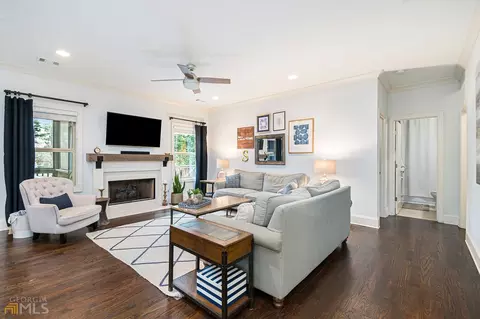 3815 Chamblee Dunwoody Rd, Chamblee, GA 30341 photo 12