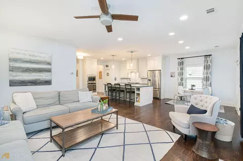 3815 Chamblee Dunwoody Rd, Chamblee, GA 30341 photo 11