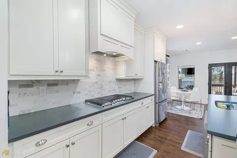 3815 Chamblee Dunwoody Rd, Chamblee, GA 30341 photo 9