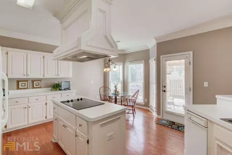 1230 Compton Way, Suwanee, GA 30024 photo 17