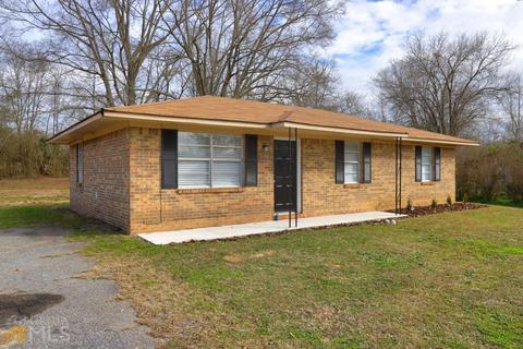 155 Bradley Cir, Barnesville, GA 30204 photo 2