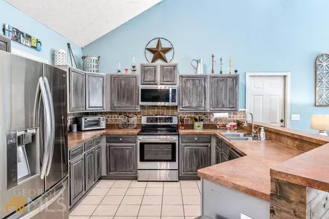 195 Riverbrooke Rd, Covington, GA 30016 photo 10