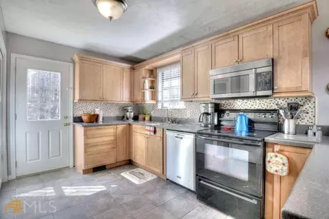 240 Hendricks Rd, Rydal, GA 30171 photo 6