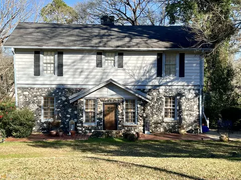 422 Gordon Cir, Lagrange, GA 30240 photo 1