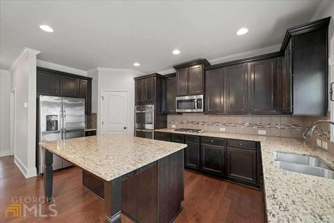 650 Eldridge Dr, Suwanee, GA 30024 photo 12