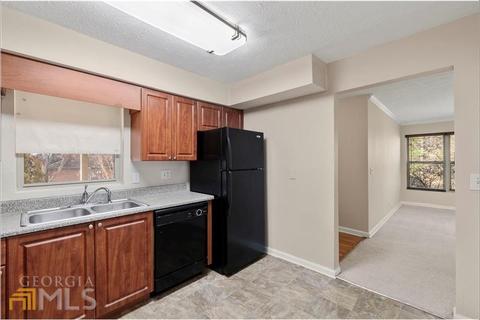 1823 Barrow Way, Duluth, GA 30096 photo 5
