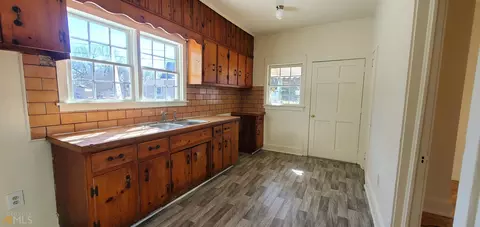 7 Mill St, Jackson, GA 30233 photo 5