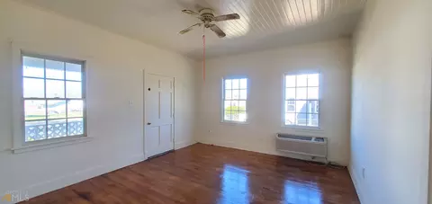 7 Mill St, Jackson, GA 30233 photo 2