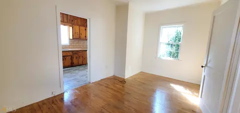 7 Mill St, Jackson, GA 30233 photo 4