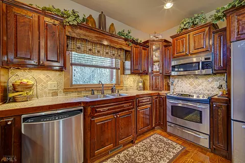 1374 Nature Valley Trl, Murphy, NC 28906 photo 16