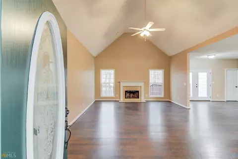 268 Ruby Ln, Commerce, GA 30530 photo 4