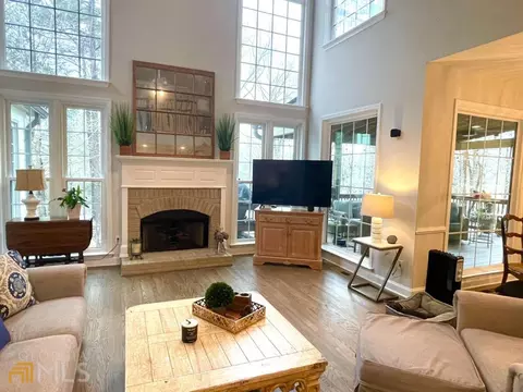 445 River Mist Dr, Suwanee, GA 30024 photo 8