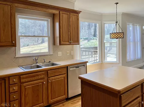 7815 Paces Ln, Gainesville, GA 30506 photo 3