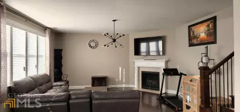 692 Faraday Cir, Suwanee, GA 30024 photo 5