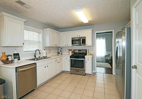 348 River Landing Dr, Monroe, GA 30656 photo 8
