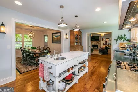 2398 E Maddox Rd, Buford, GA 30519 photo 13