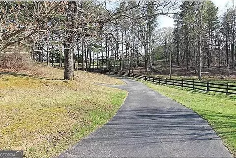 2398 E Maddox Rd, Buford, GA 30519 photo 28
