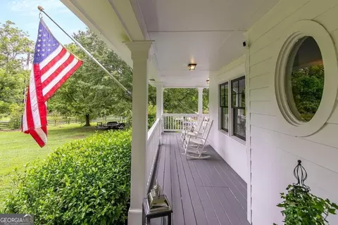 2398 E Maddox Rd, Buford, GA 30519 photo 5
