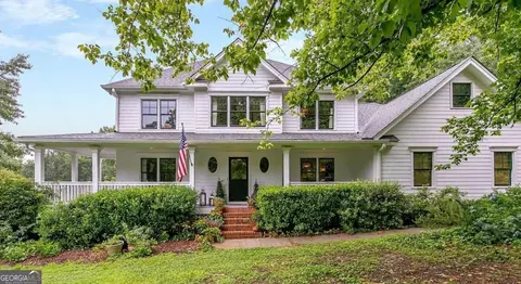 2398 E Maddox Rd, Buford, GA 30519 photo 4