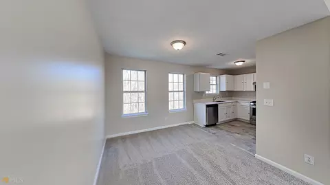 1102 Misty Meadows Ln, Hampton, GA 30228 photo 2