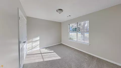 1102 Misty Meadows Ln, Hampton, GA 30228 photo 14