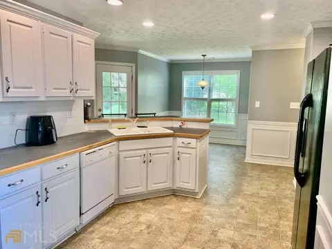 1417 Ericas Pointe Dr, Winder, GA 30680 photo 6