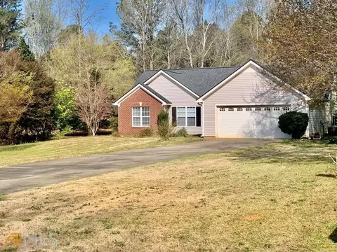 1417 Ericas Pointe Dr, Winder, GA 30680 photo 2