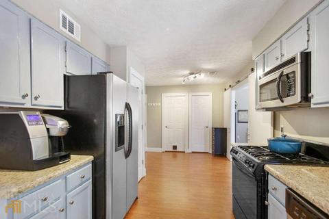 4391 E Meadow Dr, Duluth, GA 30096 photo 9