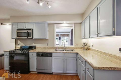 4391 E Meadow Dr, Duluth, GA 30096 photo 7