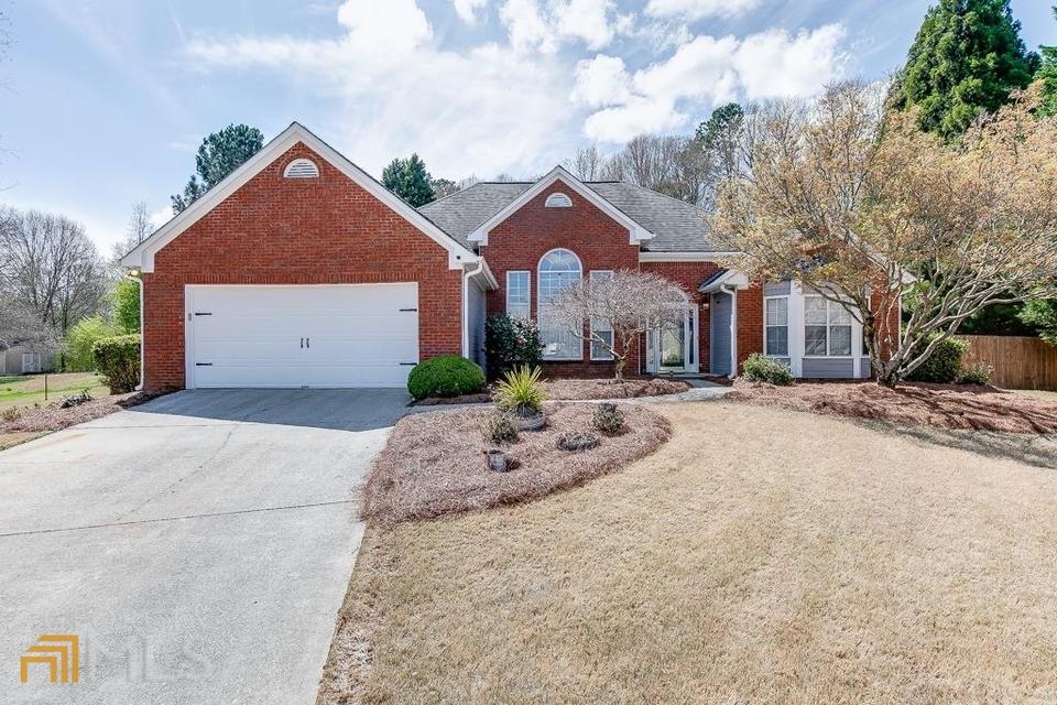 185 Grayview Ct, Grayson, GA 30017 42 Photos MLS 10031789 Movoto