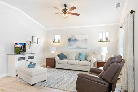 1150 E Doyle St, Toccoa, GA 30577 photo 7