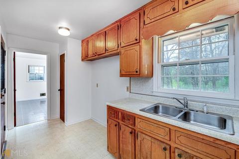 9484 N Highway 42, Rex, GA 30273 photo 19