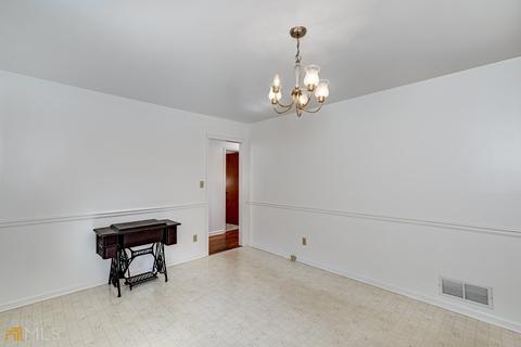 9484 N Highway 42, Rex, GA 30273 photo 15