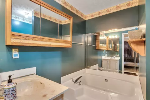 2904 Silver Maple Ct, Rex, GA 30273 photo 8
