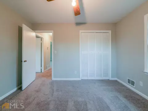 1958 Pinecrest Dr, Morrow, GA 30260 photo 17