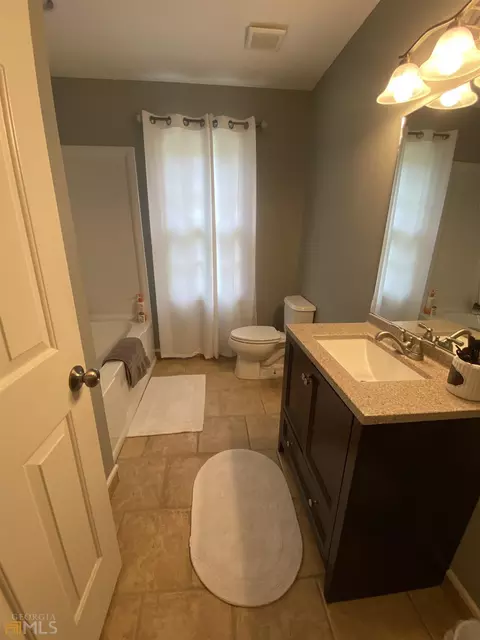 145 Hazel Way, Lagrange, GA 30241 photo 12