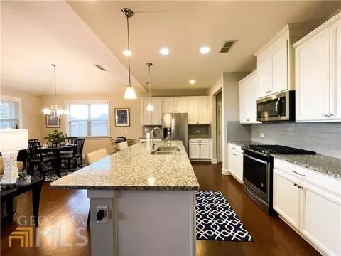 2011 W Hampton Dr, Canton, GA 30115 photo 7