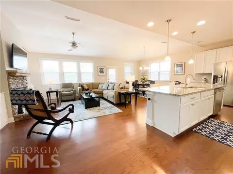 2011 W Hampton Dr, Canton, GA 30115 photo 12