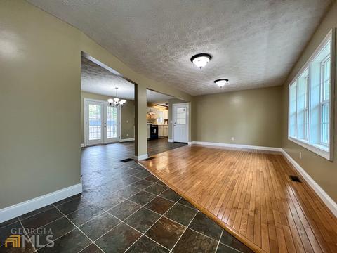 205 Huff Ave, Cornelia, GA 30531 photo 3